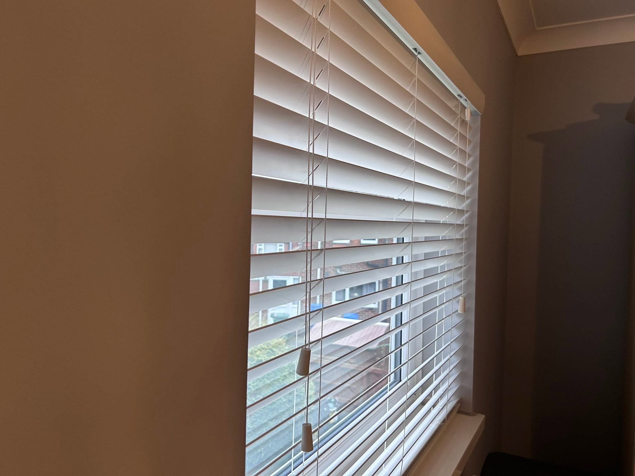 Venetian Blinds — Hull