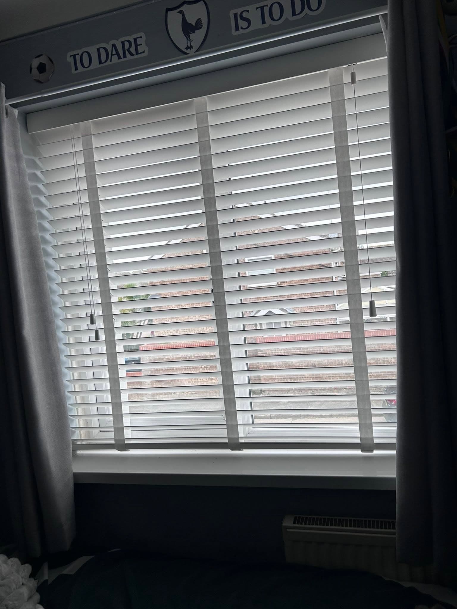 Venetian Blinds — Brough