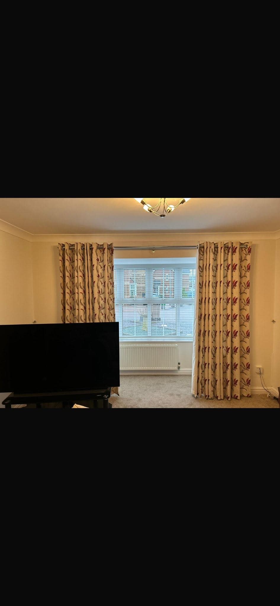 Eyelet Curtains — Hull